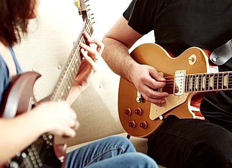 Gitar çalmayı ne kadar zamanda öğrenirim?