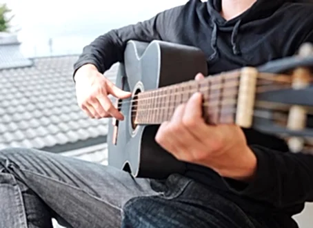 Pop gitar nedir, klasik gitarla pop müzik yapılır mı?