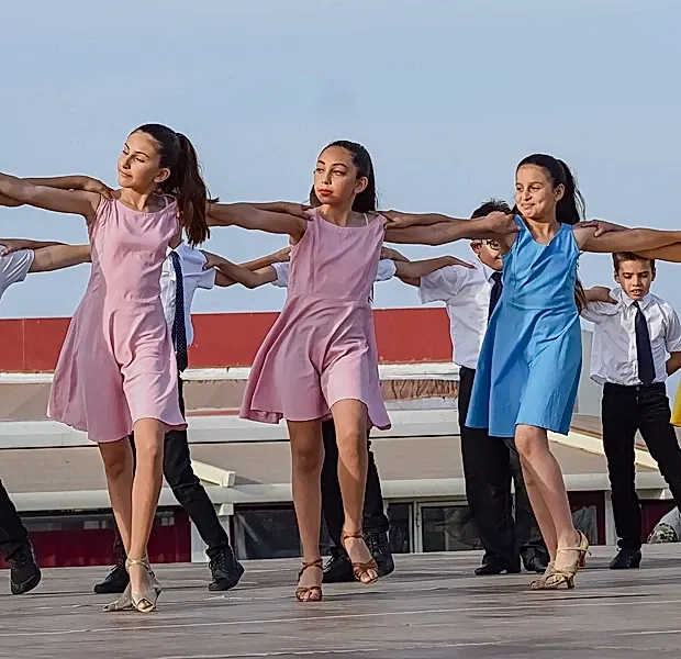 Yunan Sırtaki Dersleri